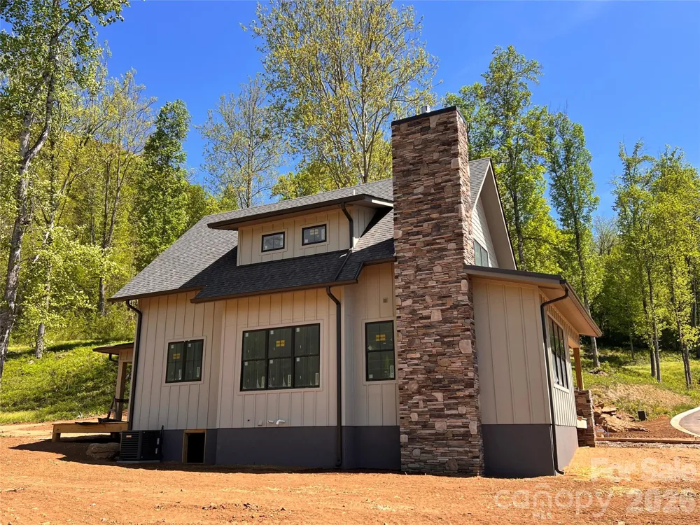 100 Bear Tree Cove Canton, NC 28716