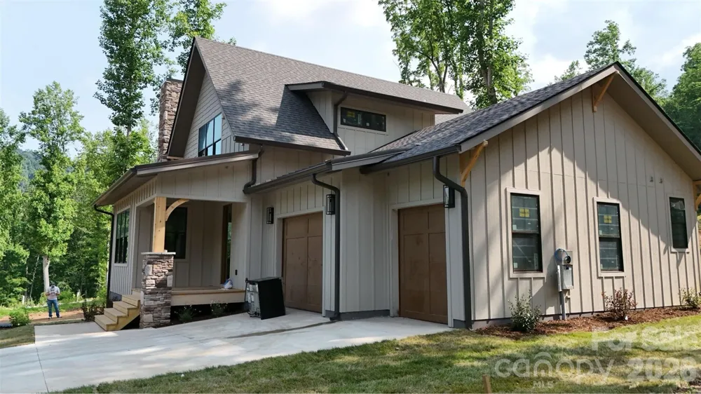 100 Bear Tree Cove Canton, NC 28716