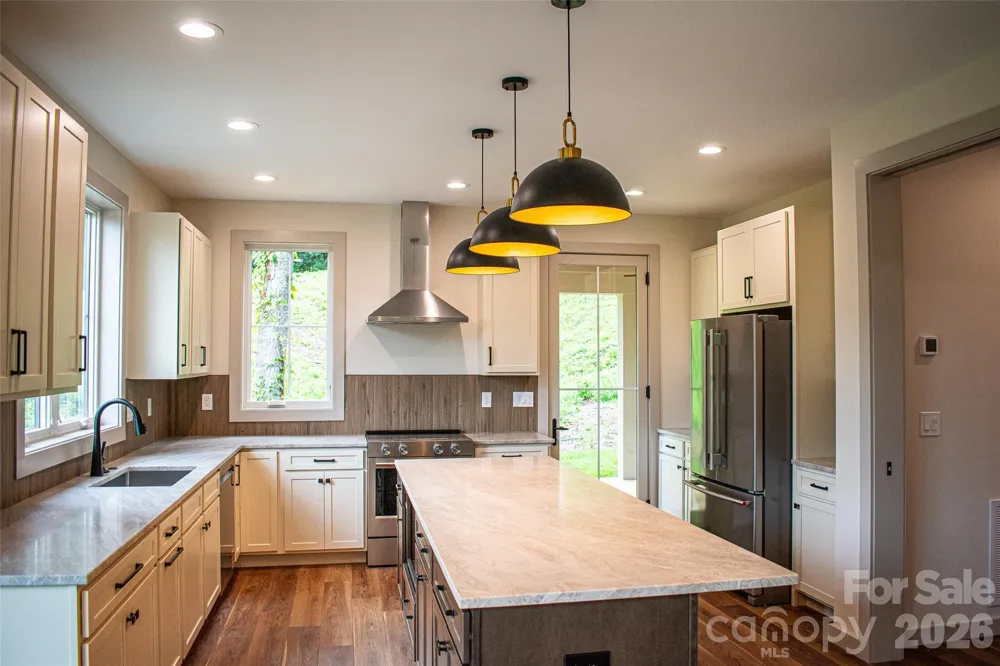 100 Bear Tree Cove Canton, NC 28716