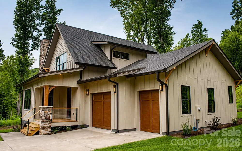 100 Bear Tree Cove Canton, NC 28716