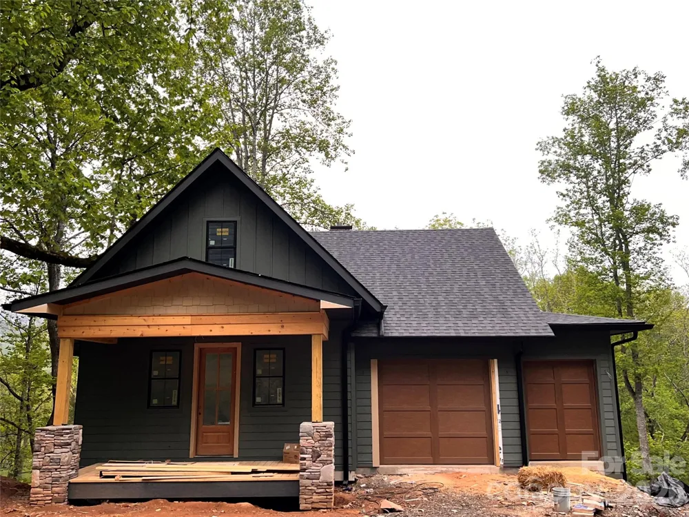 51 Bear Tree Cove Canton, NC 28716