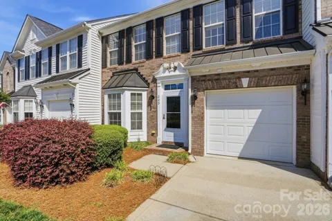 225 Horizon Circle