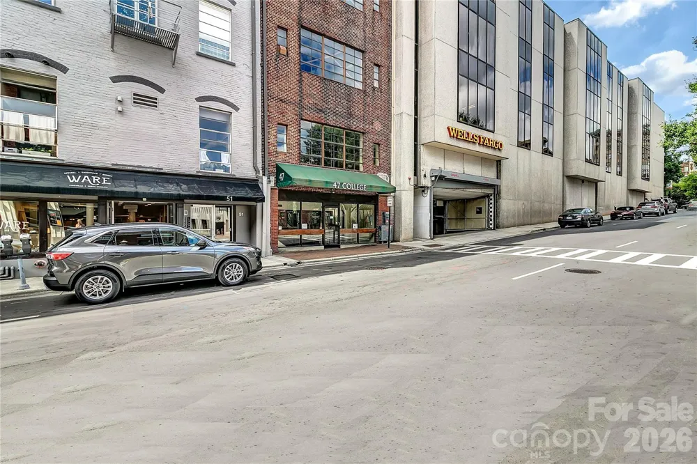 35 Patton Avenue #202 Asheville, NC 28801
