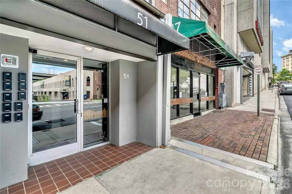 35 Patton Avenue #202 Asheville, NC 28801