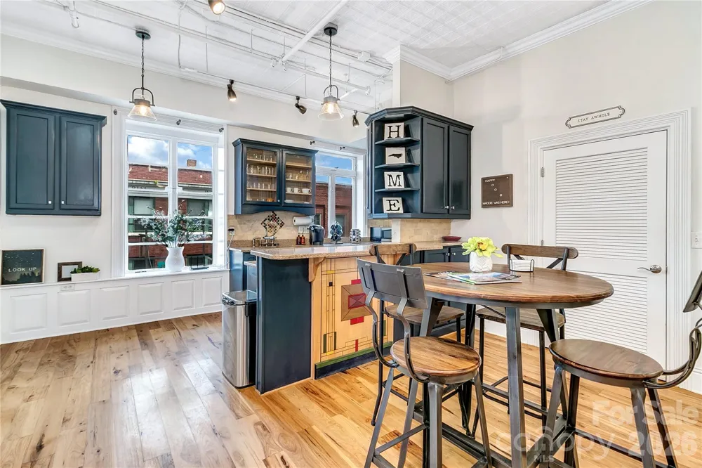 35 Patton Avenue #202 Asheville, NC 28801