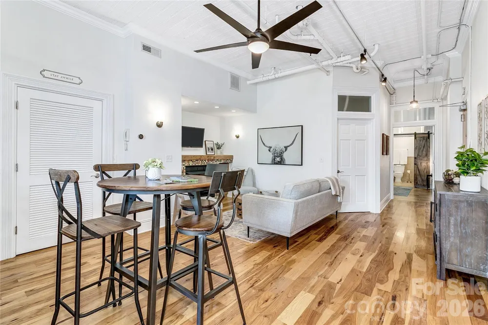 35 Patton Avenue #202 Asheville, NC 28801
