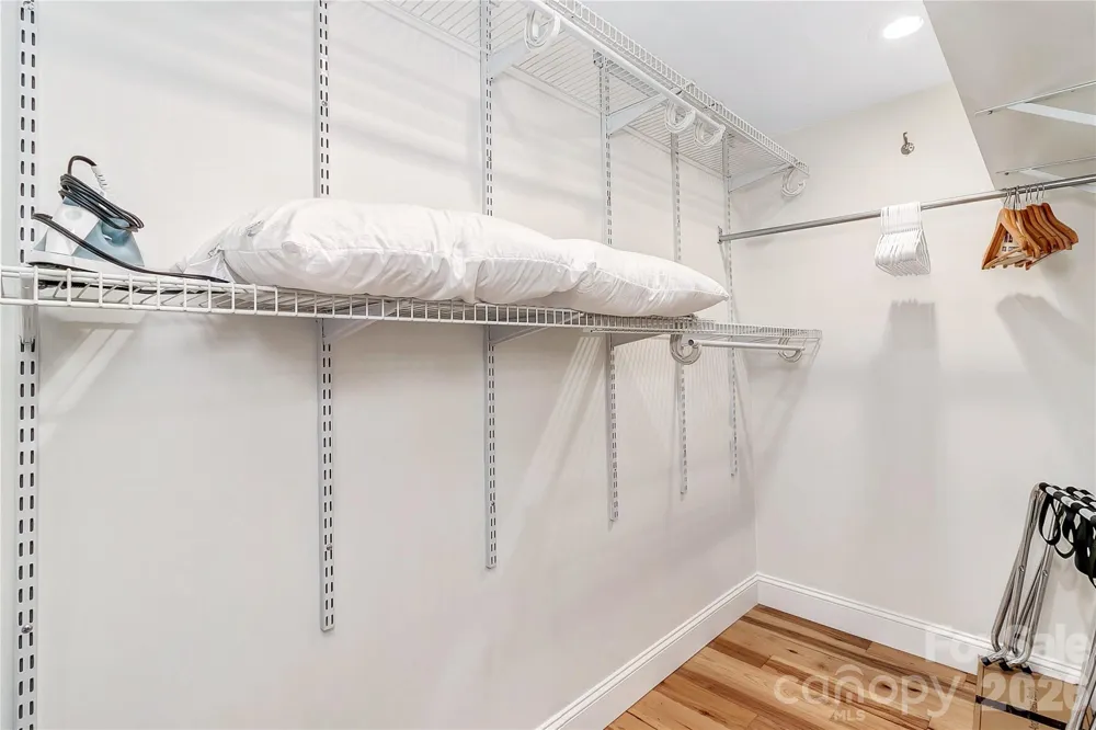 35 Patton Avenue #202 Asheville, NC 28801