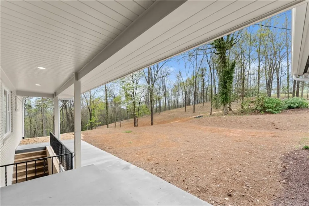 664 Chenocetah Drive Cornelia, GA 30531