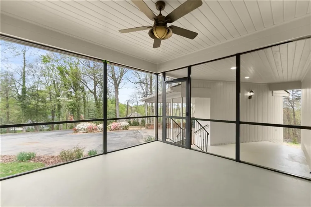 664 Chenocetah Drive Cornelia, GA 30531