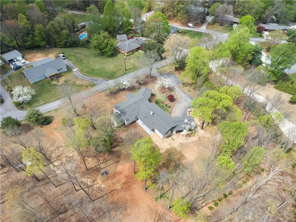 664 Chenocetah Drive Cornelia, GA 30531