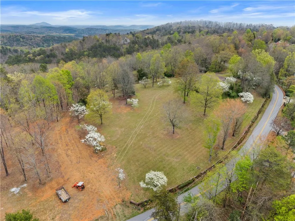 664 Chenocetah Drive Cornelia, GA 30531