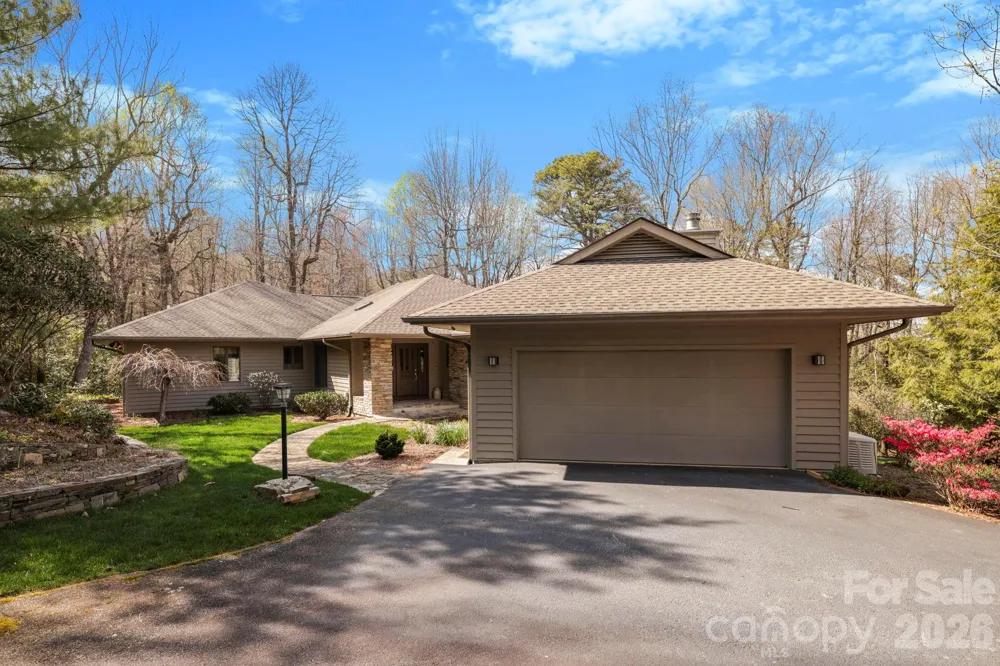 100 Elmridge Drive Flat Rock, NC 28731
