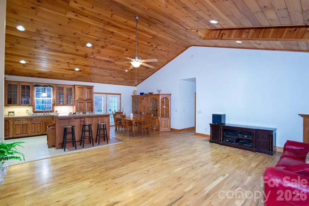 241 Crocus Lane Sylva, NC 28779