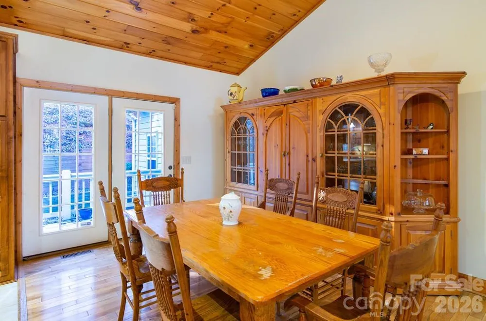 241 Crocus Lane Sylva, NC 28779