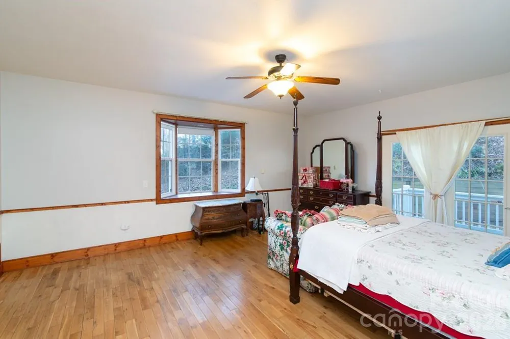 241 Crocus Lane Sylva, NC 28779