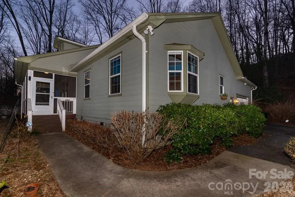 241 Crocus Lane Sylva, NC 28779