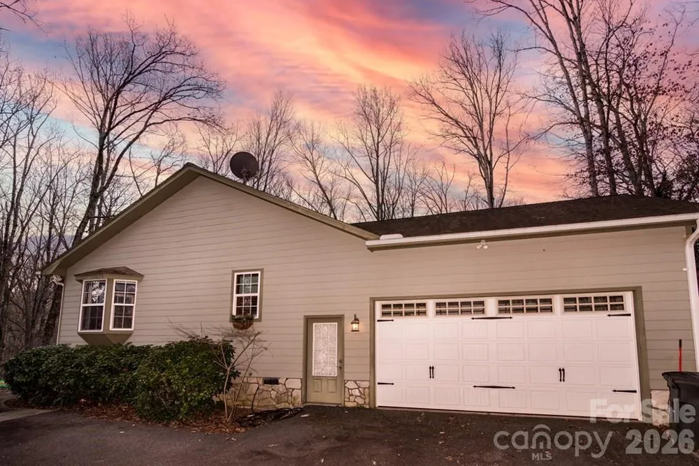 241 Crocus Lane Sylva, NC 28779