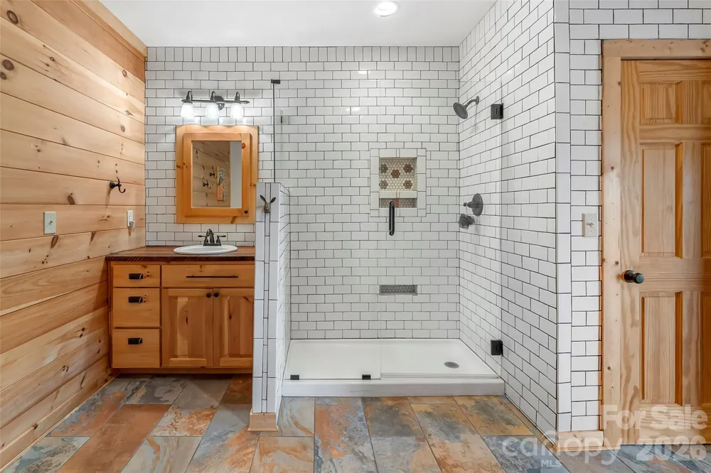 295 Outback Trail #29 Nebo, NC 28761