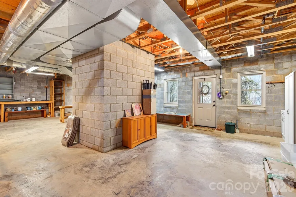 62 Skyline Drive Old Fort, NC 28762