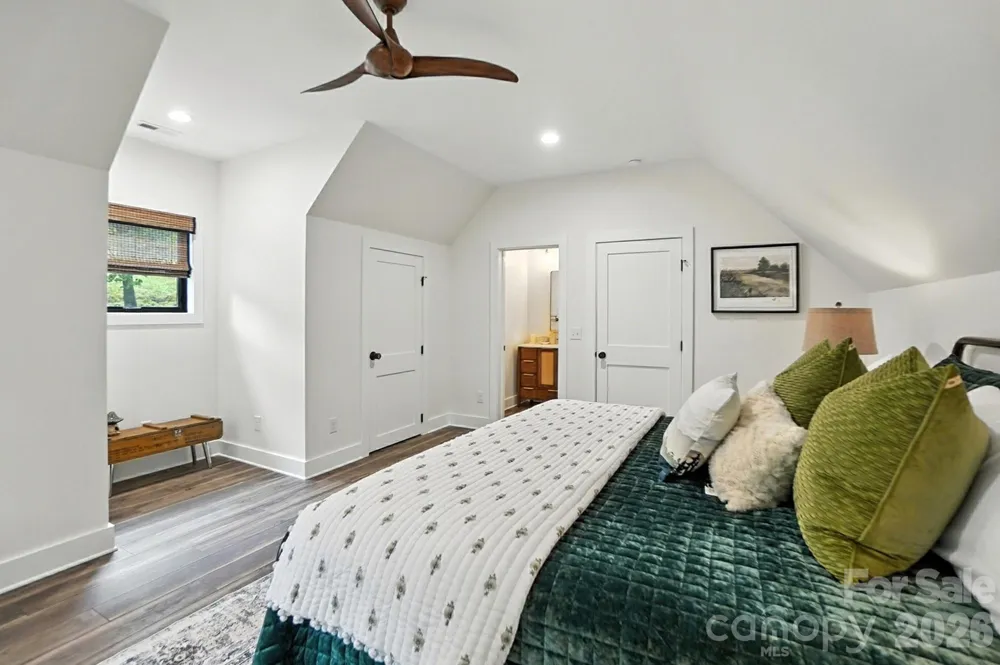 727 Riverwind Drive Lansing, NC 28643