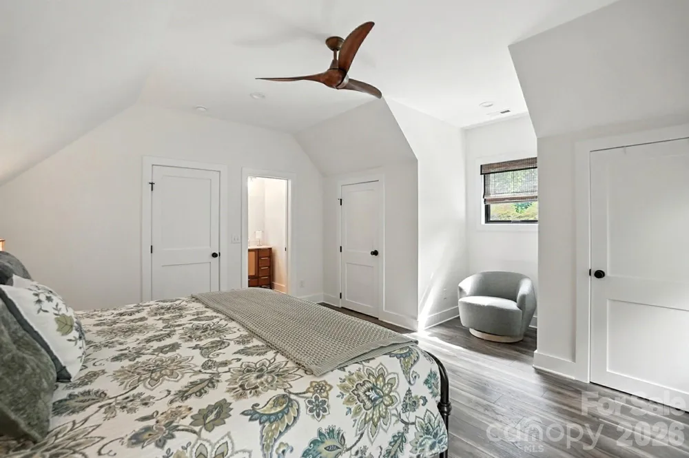 727 Riverwind Drive Lansing, NC 28643