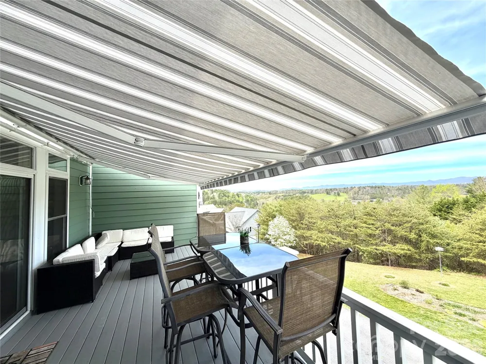 5 Gemini Heights Weaverville, NC 28787