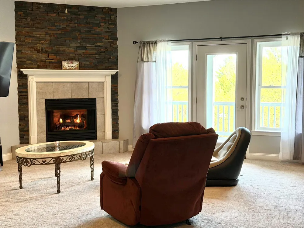 5 Gemini Heights Weaverville, NC 28787