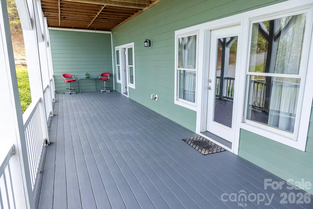 5 Gemini Heights Weaverville, NC 28787