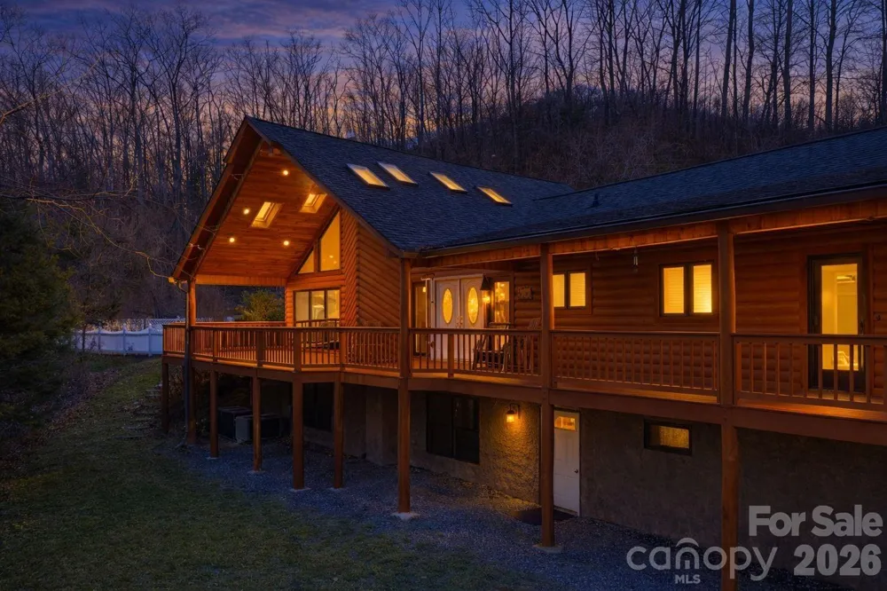 112 Hawks Nest Ridge Cullowhee, NC 28723