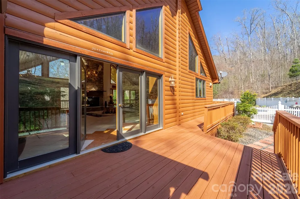 112 Hawks Nest Ridge Cullowhee, NC 28723