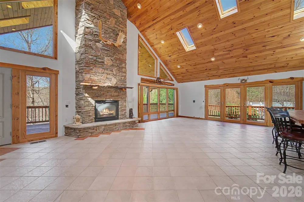 112 Hawks Nest Ridge Cullowhee, NC 28723