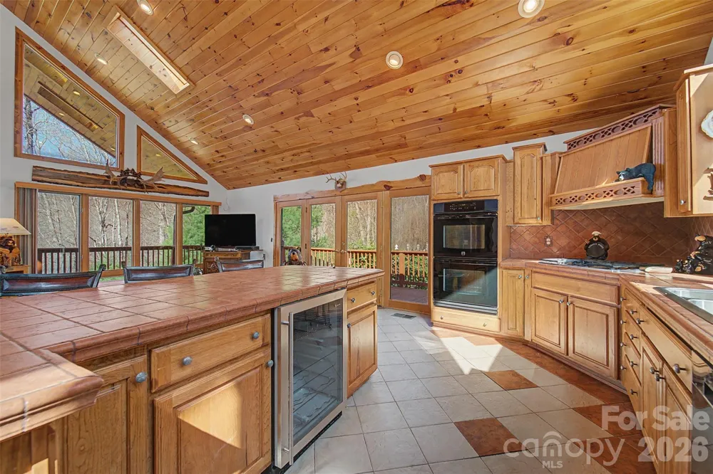 112 Hawks Nest Ridge Cullowhee, NC 28723
