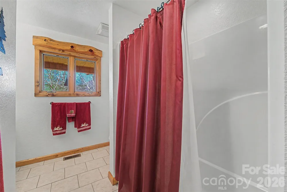 112 Hawks Nest Ridge Cullowhee, NC 28723