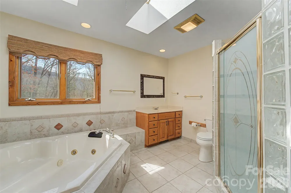 112 Hawks Nest Ridge Cullowhee, NC 28723
