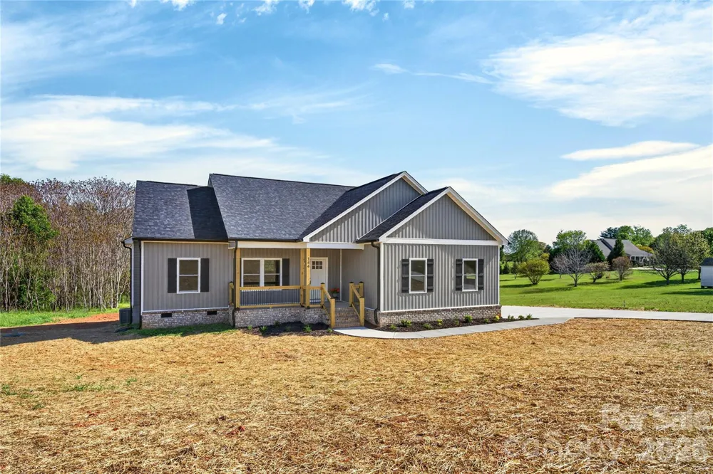 144 Tranquility Lane Harmony, NC 28634