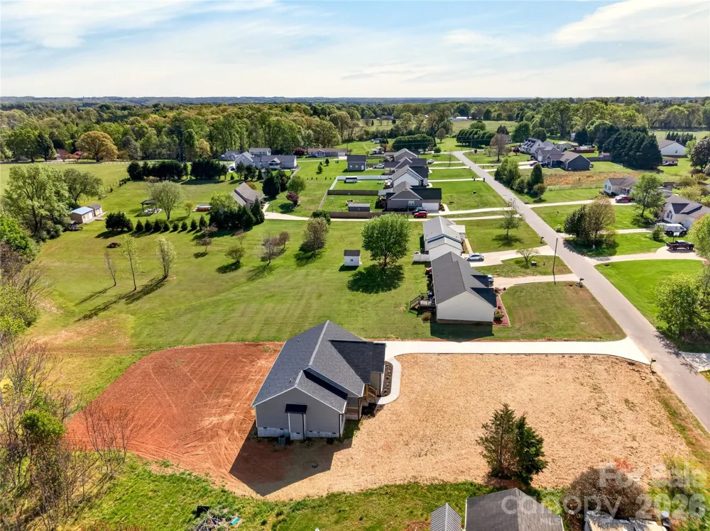 144 Tranquility Lane Harmony, NC 28634