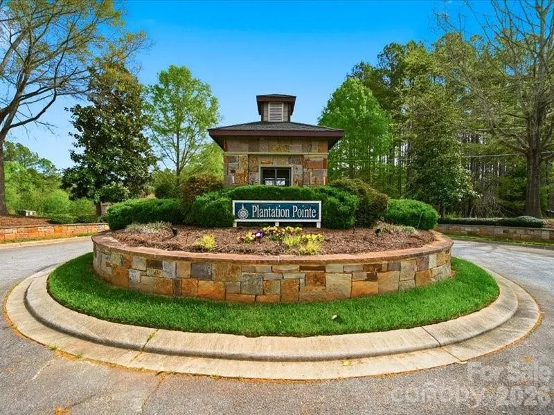 6074 Plantation Pointe Drive Granite Falls, NC 28630