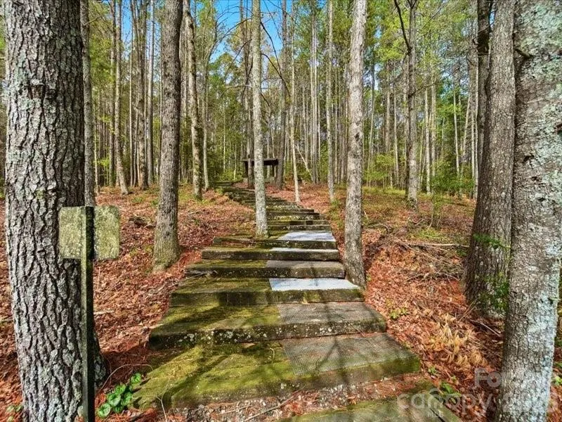 6074 Plantation Pointe Drive Granite Falls, NC 28630