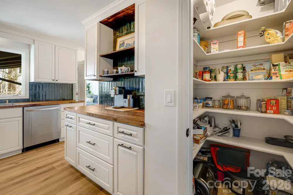 254 Orchard Circle Laurel Park, NC 28739