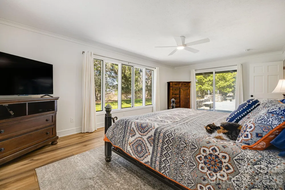 254 Orchard Circle Laurel Park, NC 28739