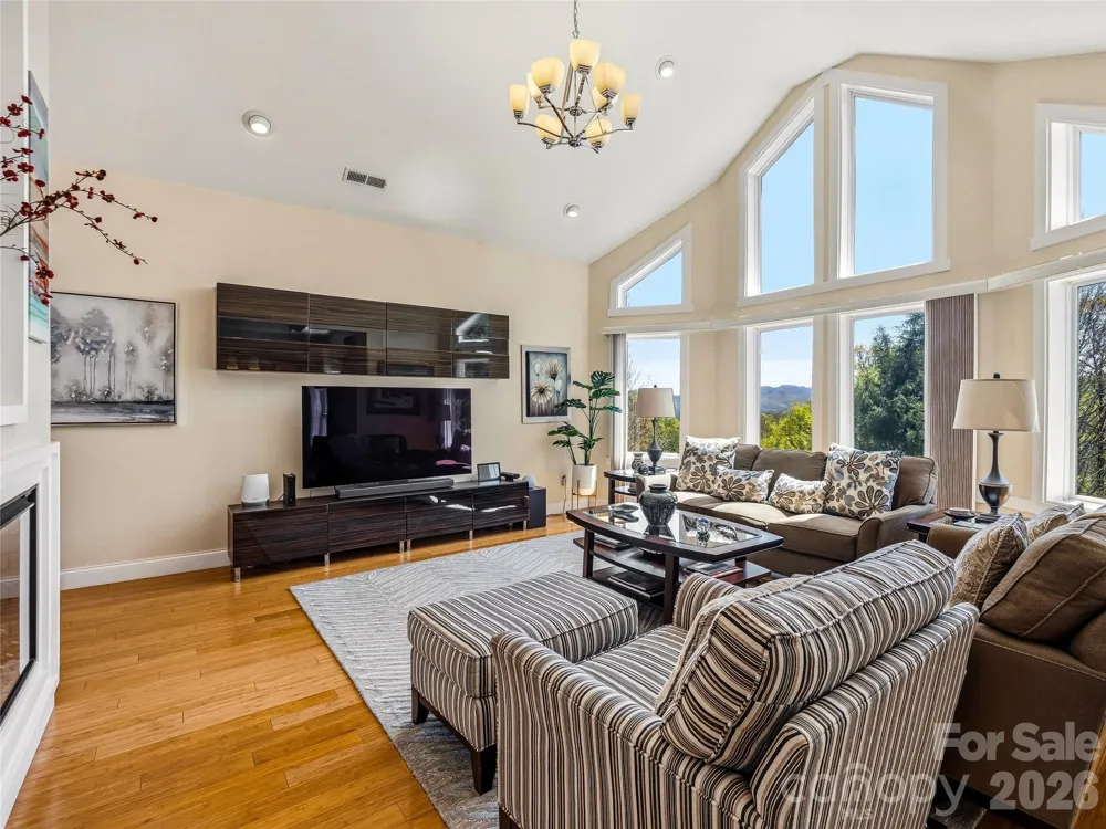 24 Sunnie Rae Lane Candler, NC 28715