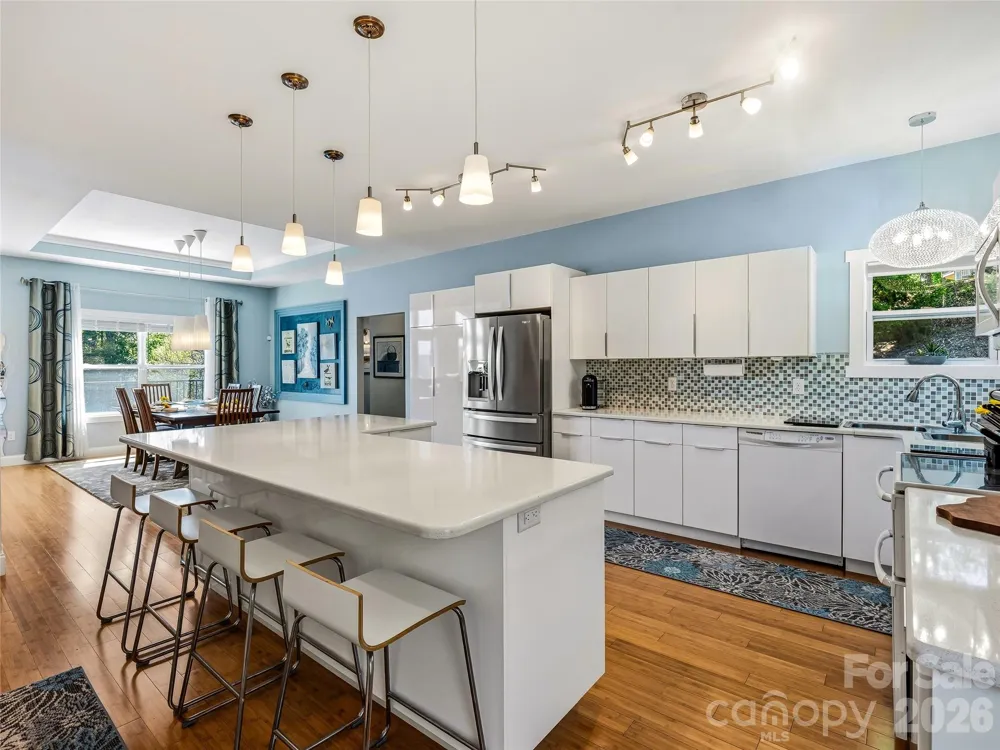 24 Sunnie Rae Lane Candler, NC 28715