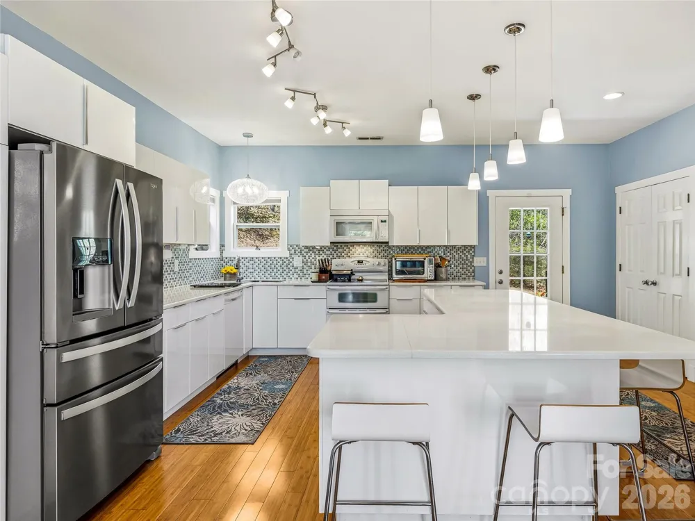 24 Sunnie Rae Lane Candler, NC 28715