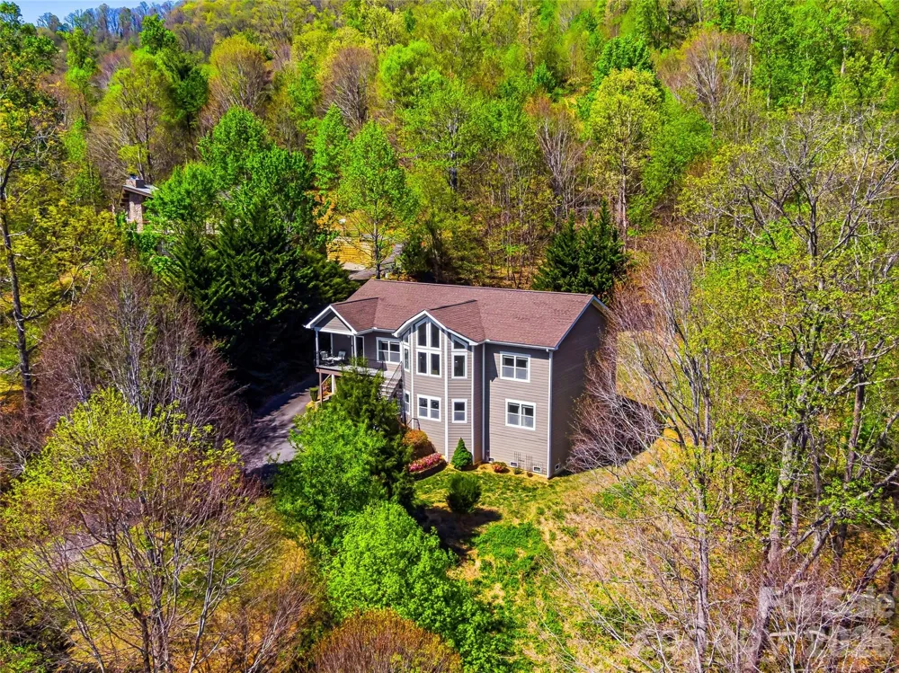 24 Sunnie Rae Lane Candler, NC 28715