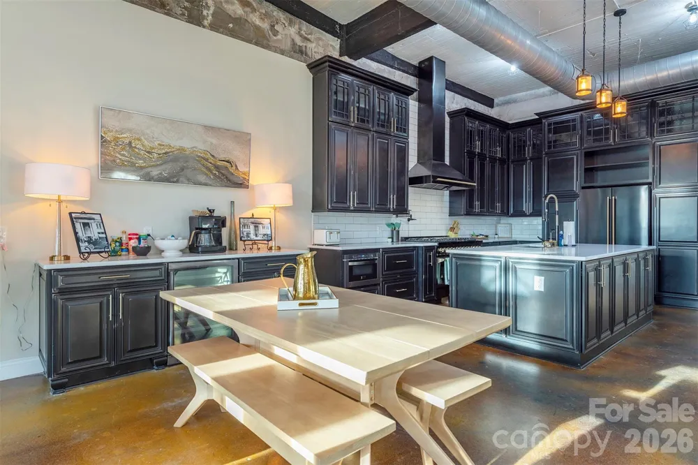 225 Main Street #C Hendersonville, NC 28792