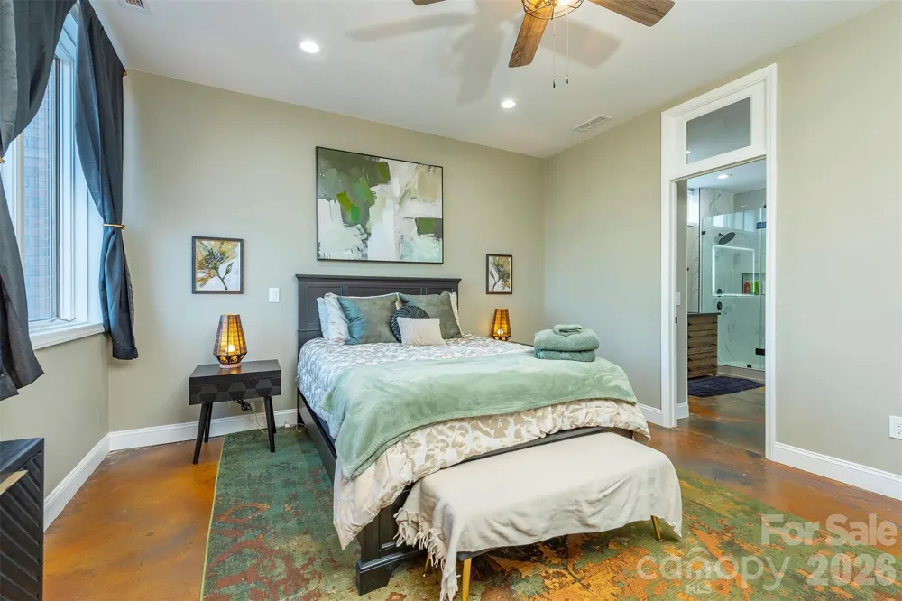225 Main Street #C Hendersonville, NC 28792