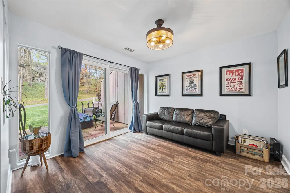 34 Old Post Road Lake Wylie, SC 29710