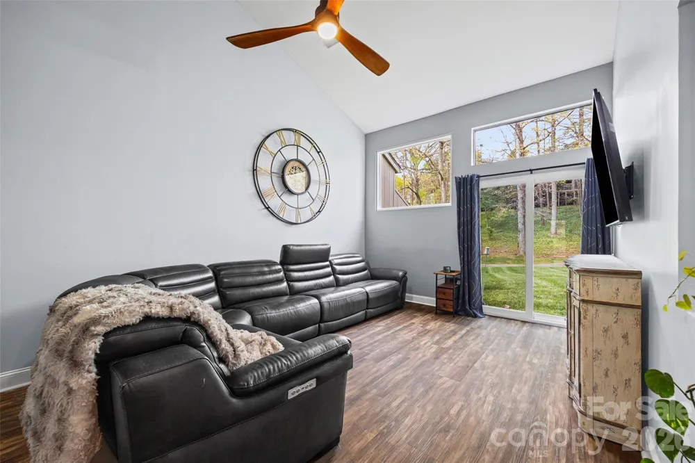 34 Old Post Road Lake Wylie, SC 29710