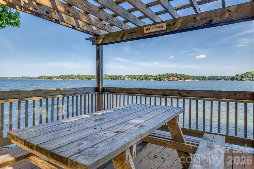 34 Old Post Road Lake Wylie, SC 29710