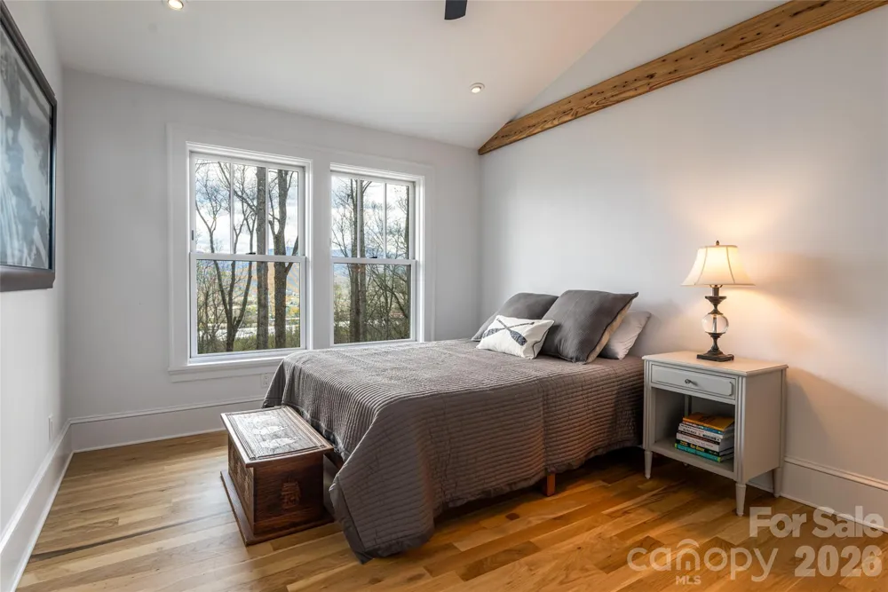 51 Summit Road Swannanoa, NC 28778